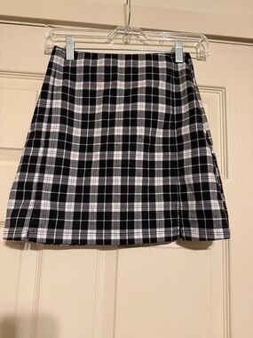 Brandy Melville Black Plaid Split Hem Mini (One Size)
